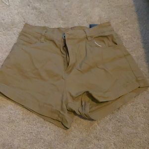 90’s Beige/Tan fitted shorts